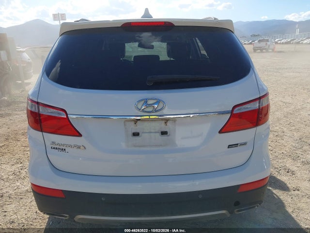 KM8SRDHF1GU145688 Hyundai Santa Fe Se