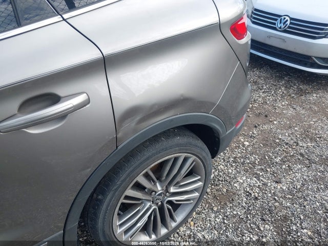 46263550 :رقم المزاد ، 5LMTJ3DH5GUJ23610 vin ، 2016 Lincoln Mkc Reserve مزاد بيع