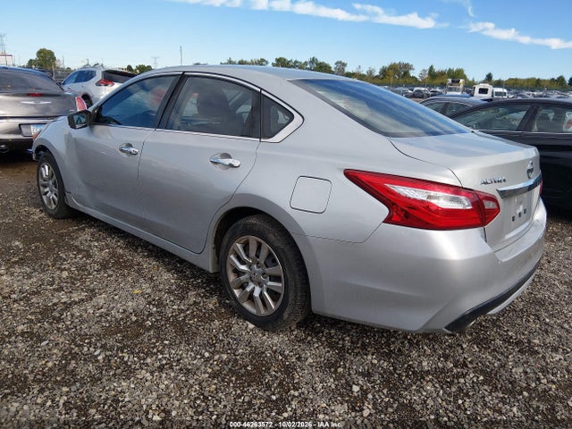 Продаж на аукціоні авто 2017 Nissan Altima 2.5 S, vin: 1N4AL3AP0HN345848, номер лоту: 46263572