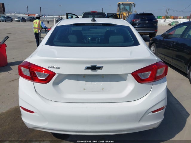 Chevrolet Cruze Ls Auto 2018 1G1BC5SM7J7143395 Image 17