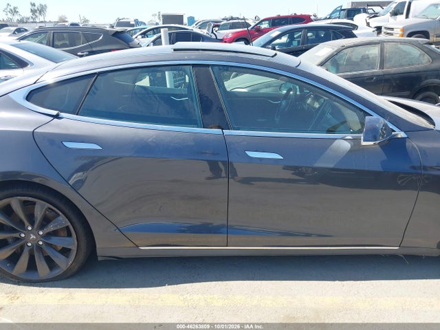 46263809 :رقم المزاد ، 5YJSA1H16FFP79794 vin ، 2015 Tesla Model S 60/70/85 مزاد بيع