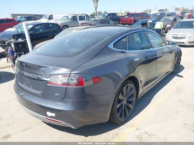 46263809 :رقم المزاد ، 5YJSA1H16FFP79794 vin ، 2015 Tesla Model S 60/70/85 مزاد بيع