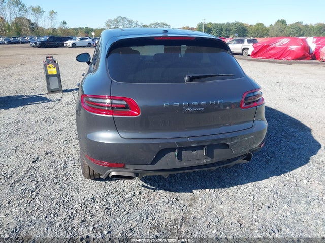 2018 Porsche Macan Sport Edition მანქანა იყიდება აუქციონზე, vin: WP1AA2A56JLB21072, აუქციონის ნომერი: 46263825