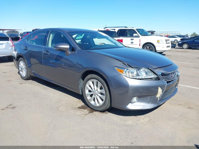2014 Lexus Es 300h მანქანა იყიდება აუქციონზე, vin: JTHBW1GG3E2075785, აუქციონის ნომერი: 46263903