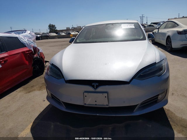 46263906 :رقم المزاد ، 5YJSA1E16GF176656 vin ، 2016 Tesla Model S 60/70/75/85 مزاد بيع