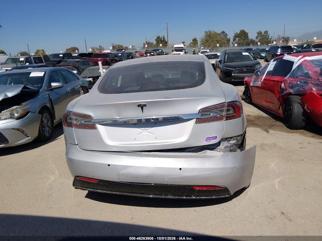 46263906 :رقم المزاد ، 5YJSA1E16GF176656 vin ، 2016 Tesla Model S 60/70/75/85 مزاد بيع