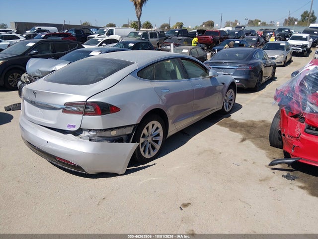 46263906 :رقم المزاد ، 5YJSA1E16GF176656 vin ، 2016 Tesla Model S 60/70/75/85 مزاد بيع