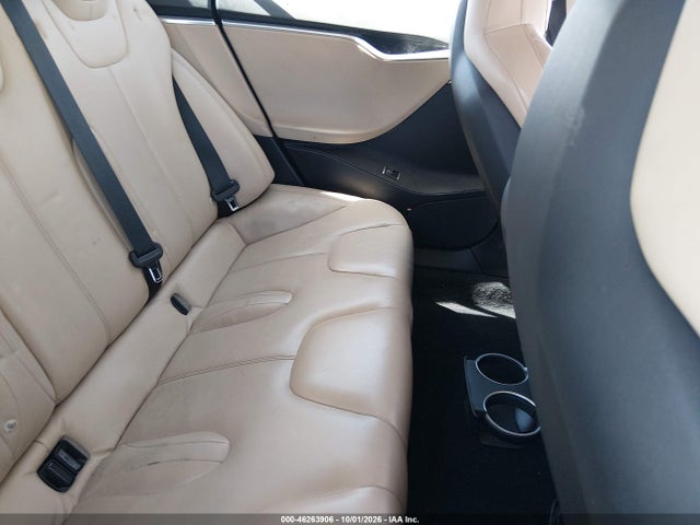 46263906 :رقم المزاد ، 5YJSA1E16GF176656 vin ، 2016 Tesla Model S 60/70/75/85 مزاد بيع