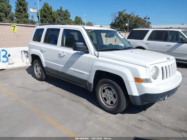 46263991 :رقم المزاد ، 1C4NJPBA3ED585433 vin ، 2014 Jeep Patriot Sport مزاد بيع