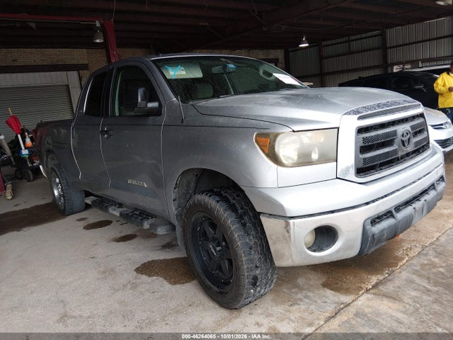 46264065 :رقم المزاد ، 5TFRM5F15BX020652 vin ، 2011 Toyota Tundra Grade 4.6l V8 مزاد بيع