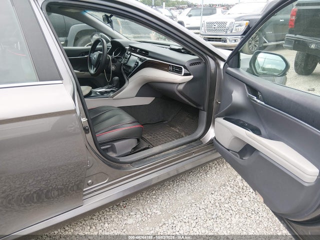Aukcja sprzedaży 2018 Toyota Camry Le, vin: 4T1B11HK3JU014384, numer aukcji: 46264185