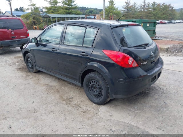 46264189 :رقم المزاد ، 3N1BC13E58L381097 vin ، 2008 Nissan Versa 1.8s مزاد بيع