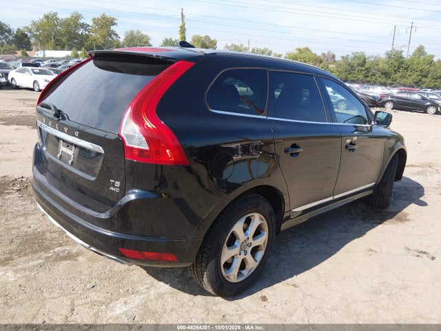 Продажа на аукционе авто 2016 Volvo Xc60 T5 Premier, vin: YV4612RK2G2848934, номер лота: 46264301
