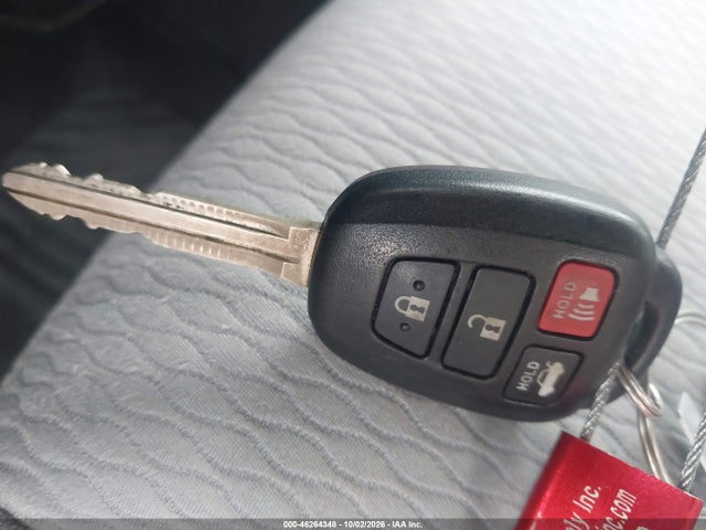 Продажа на аукционе авто 2019 Toyota Corolla Le, vin: 5YFBURHE2KP943078, номер лота: 46264348
