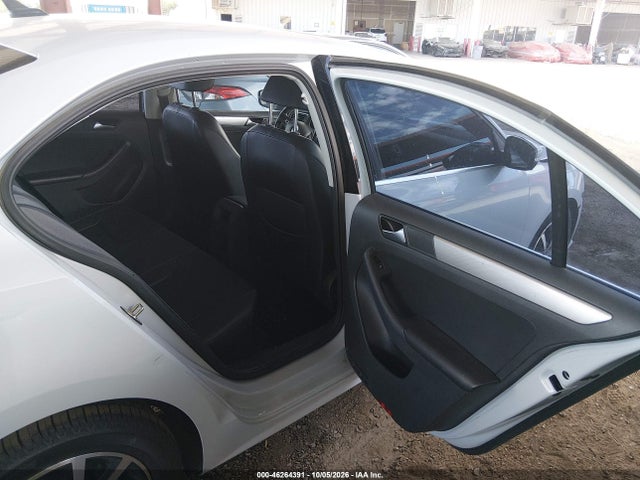 3VWDB7AJ7HM272322 Volkswagen Jetta 1.4t Se