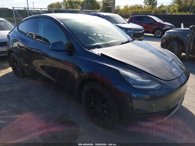 46264398 :رقم المزاد ، 5YJYGDEEXMF199690 vin ، 2021 Tesla Model Y Long Range Dual Motor All-wheel Drive مزاد بيع