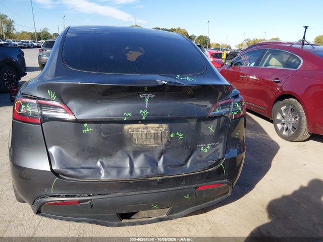 46264398 :رقم المزاد ، 5YJYGDEEXMF199690 vin ، 2021 Tesla Model Y Long Range Dual Motor All-wheel Drive مزاد بيع