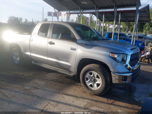 2018 Toyota Tundra Sr5 5.7l V8 მანქანა იყიდება აუქციონზე, vin: 5TFUY5F18JX718752, აუქციონის ნომერი: 46264473