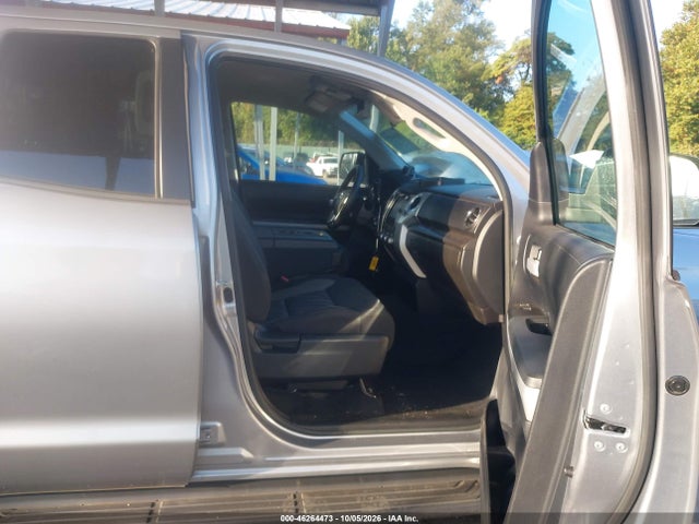 2018 Toyota Tundra Sr5 5.7l V8 მანქანა იყიდება აუქციონზე, vin: 5TFUY5F18JX718752, აუქციონის ნომერი: 46264473