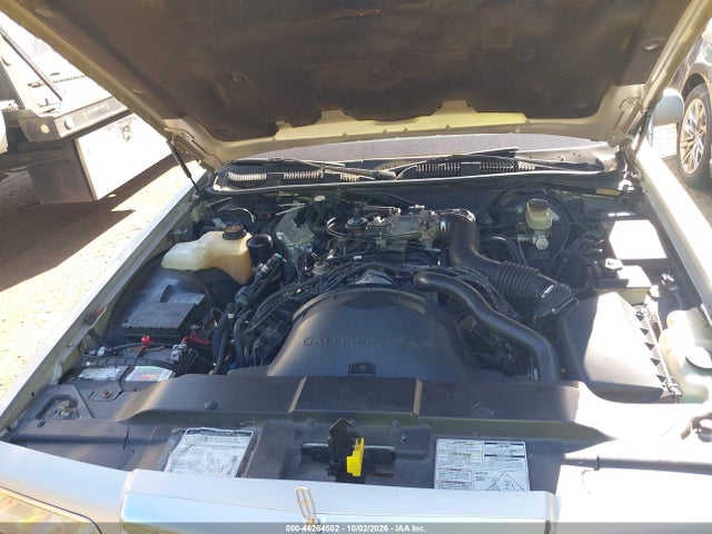 46264502 :رقم المزاد ، 1LNLM82W2VY718848 vin ، 1997 Lincoln Town Car Signature مزاد بيع