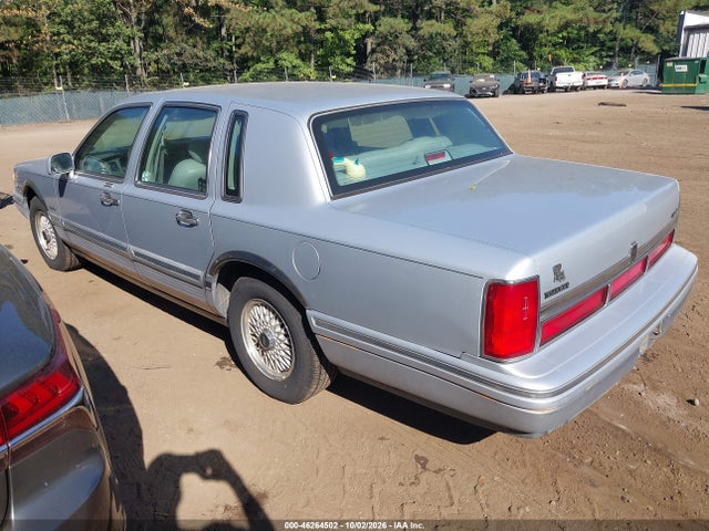 46264502 :رقم المزاد ، 1LNLM82W2VY718848 vin ، 1997 Lincoln Town Car Signature مزاد بيع