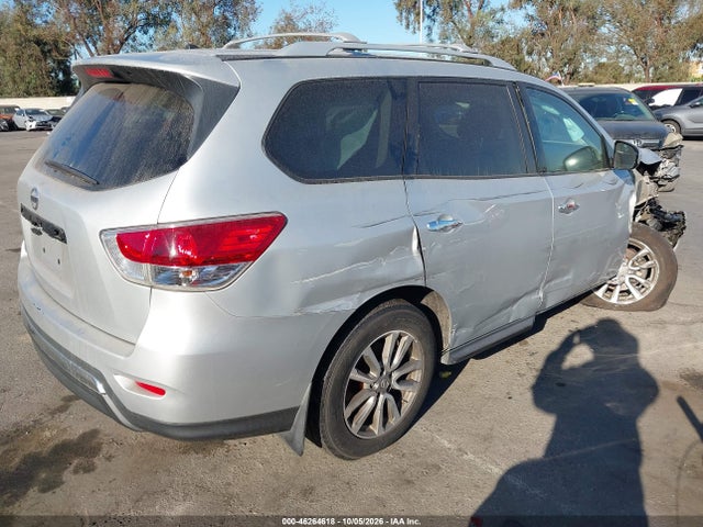 Продажа на аукционе авто 2015 Nissan Pathfinder S, vin: 5N1AR2MN2FC723766, номер лота: 46264618
