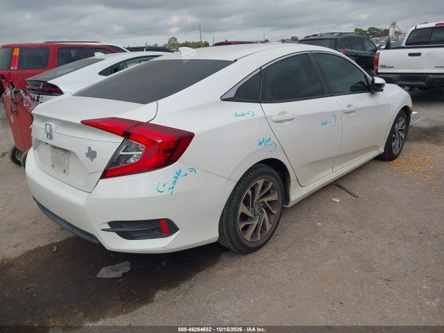 Продажа на аукционе авто 2018 Honda Civic Ex, vin: 19XFC2F74JE020245, номер лота: 46264652