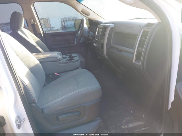 Продажа на аукционе авто 2019 Ram 1500 Classic Tradesman  4x2 6'4 Box, vin: 1C6RR6FT0KS572511, номер лота: 46264679