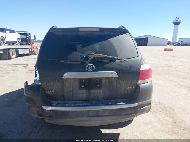 46264700 :رقم المزاد ، 5TDBK3EH3DS236454 vin ، 2013 Toyota Highlander Se V6 مزاد بيع