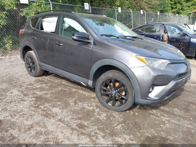 46264783 :رقم المزاد ، 2T3RFREV4JW738699 vin ، 2018 Toyota Rav4 Adventure مزاد بيع