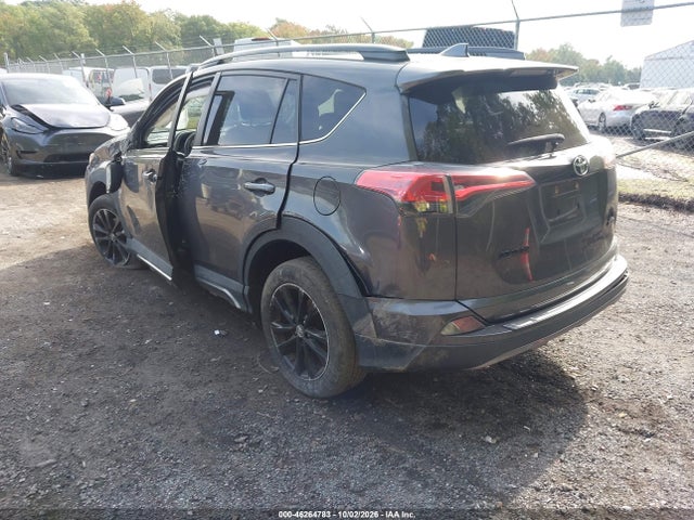 46264783 :رقم المزاد ، 2T3RFREV4JW738699 vin ، 2018 Toyota Rav4 Adventure مزاد بيع