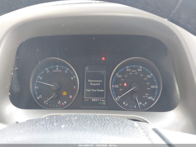 46264783 :رقم المزاد ، 2T3RFREV4JW738699 vin ، 2018 Toyota Rav4 Adventure مزاد بيع