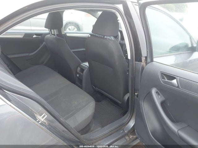 46264830 :رقم المزاد ، 3VWD17AJXFM400763 vin ، 2015 Volkswagen Jetta 1.8t Se مزاد بيع