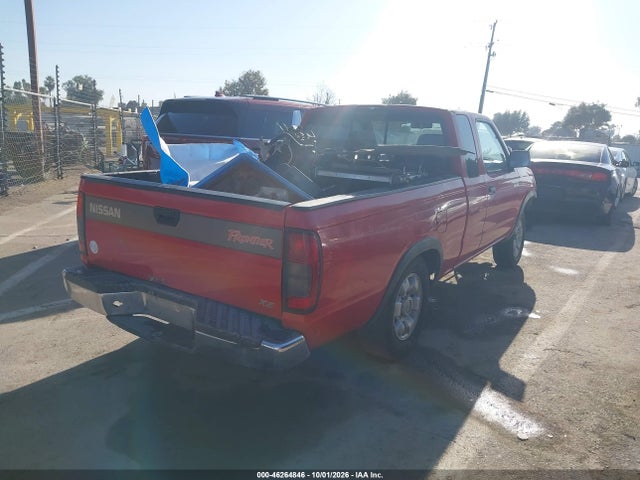 2000 Nissan Frontier Xe მანქანა იყიდება აუქციონზე, vin: 1N6DD26S3YC317353, აუქციონის ნომერი: 46264846