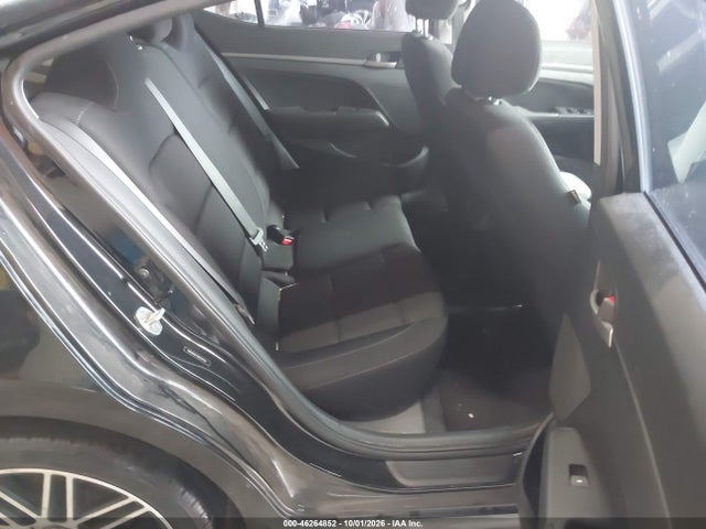 46264852 :رقم المزاد ، 5NPD84LF0JH234130 vin ، 2018 Hyundai Elantra Sel مزاد بيع