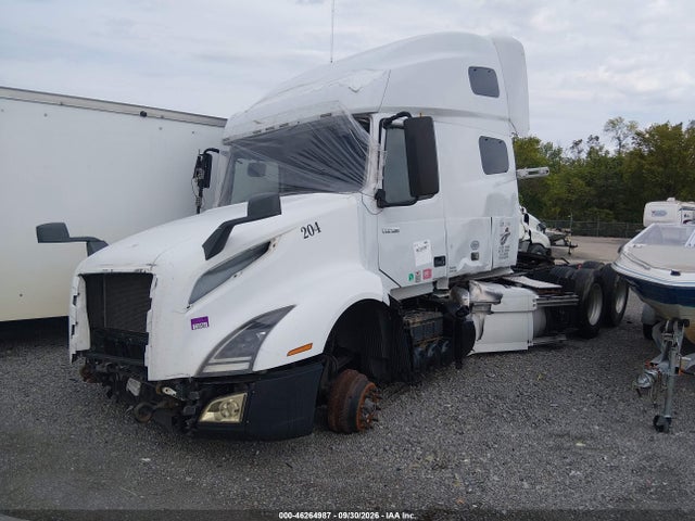 46264987 :رقم المزاد ، 4V4NC9EH3KN217410 vin ، 2019 Volvo Vnl مزاد بيع