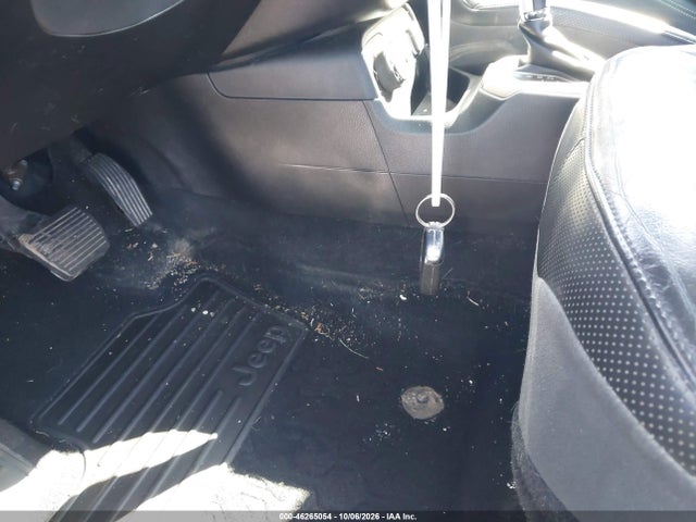 2015 Jeep Renegade Limited მანქანა იყიდება აუქციონზე, vin: ZACCJBDTXFPB41235, აუქციონის ნომერი: 46265054