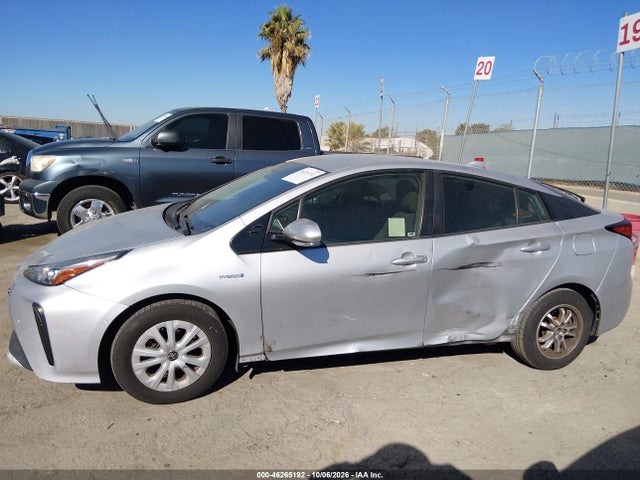 JTDKARFU9L3103196 Toyota Prius Le