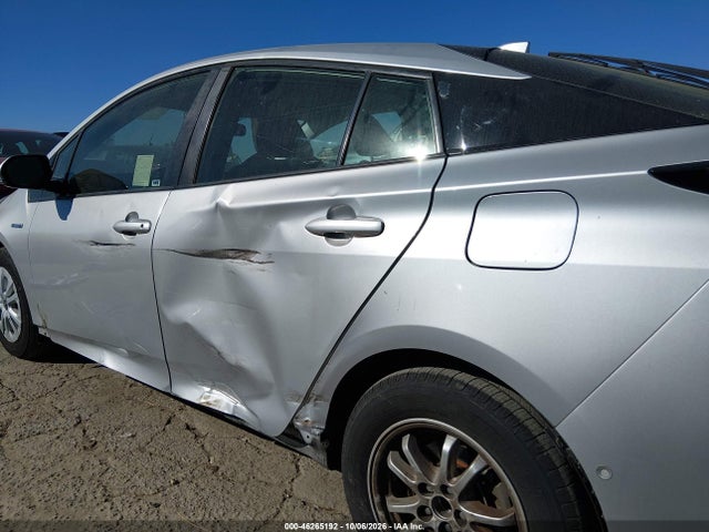 JTDKARFU9L3103196 Toyota Prius Le