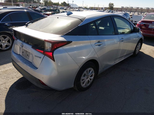 JTDKARFU9L3103196 Toyota Prius Le