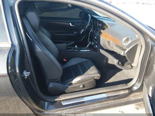 2012 Mercedes-benz C 350 Sport მანქანა იყიდება აუქციონზე, vin: WDDGJ5HB3CF893769, აუქციონის ნომერი: 46265420