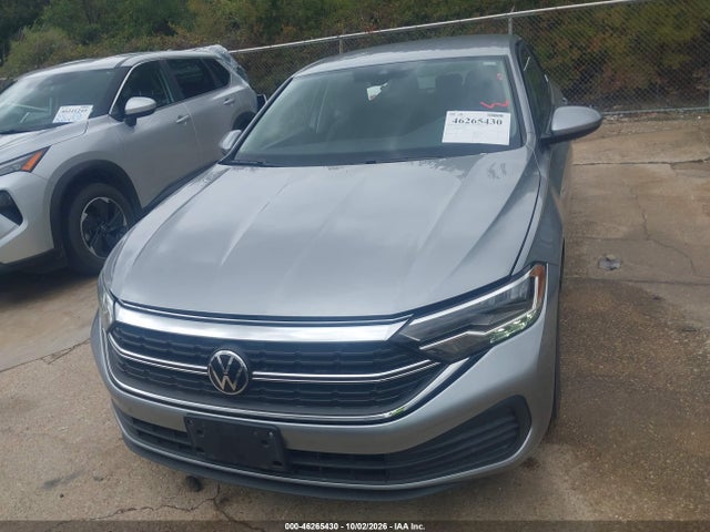 Продаж на аукціоні авто 2024 Volkswagen Jetta 1.5t S, vin: 3VW5M7BU4RM056873, номер лоту: 46265430