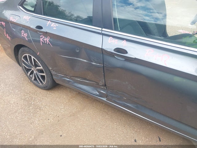 2025 Volkswagen Jetta 1.5t Se მანქანა იყიდება აუქციონზე, vin: 3VW7X7BU2SM037860, აუქციონის ნომერი: 46265475