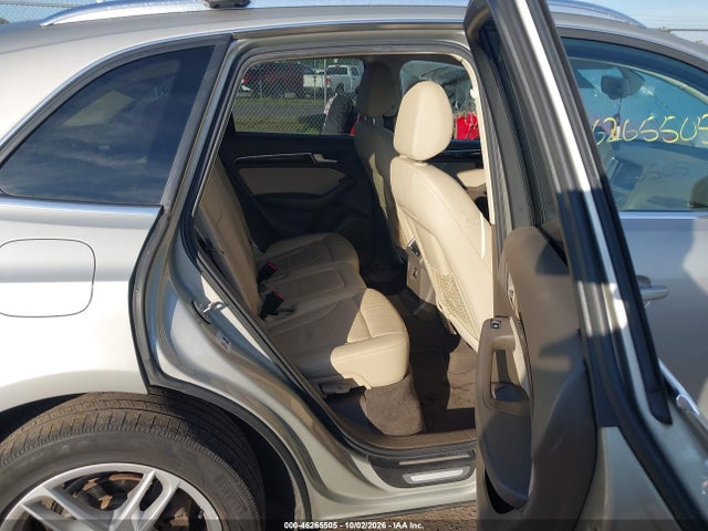 2014 Audi Q5 2.0t Premium მანქანა იყიდება აუქციონზე, vin: WA1LFAFP0EA104263, აუქციონის ნომერი: 46265505