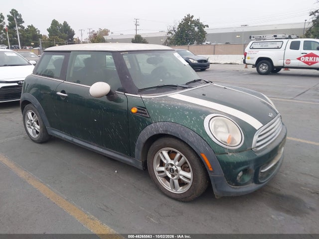 Продажа на аукционе авто 2013 Mini Hardtop Cooper, vin: WMWSU3C55DT684633, номер лота: 46265563