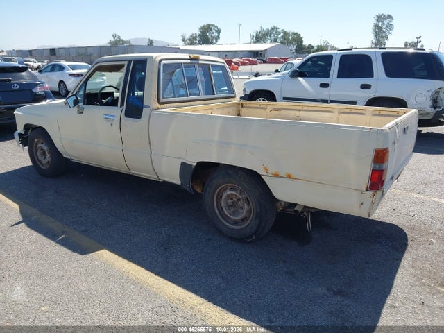 1985 Toyota Pickup Xtracab Rn56 Dlx მანქანა იყიდება აუქციონზე, vin: JT4RN56D3F5039581, აუქციონის ნომერი: 46265575