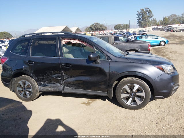 Subaru Forester 2.5i Limited 2018 JF2SJARC4JH430952 Image 13