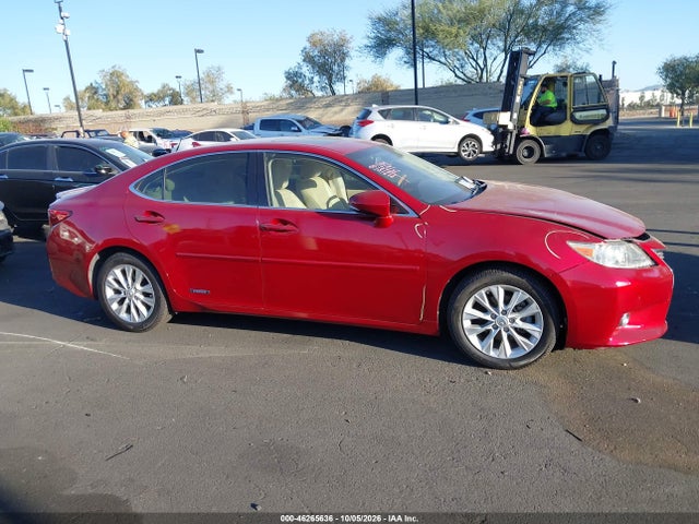 2014 Lexus Es 300h მანქანა იყიდება აუქციონზე, vin: JTHBW1GG3E2047551, აუქციონის ნომერი: 46265636