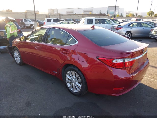 2014 Lexus Es 300h მანქანა იყიდება აუქციონზე, vin: JTHBW1GG3E2047551, აუქციონის ნომერი: 46265636