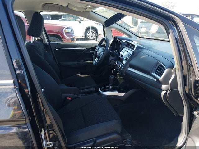 Honda FIT LX 2015 3HGGK5H58FM717677 Image 5